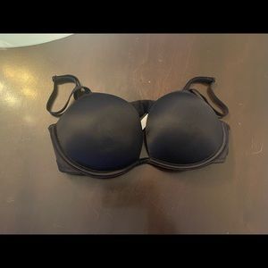 Black VS push-up bra